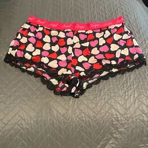 Women’s sleep wear